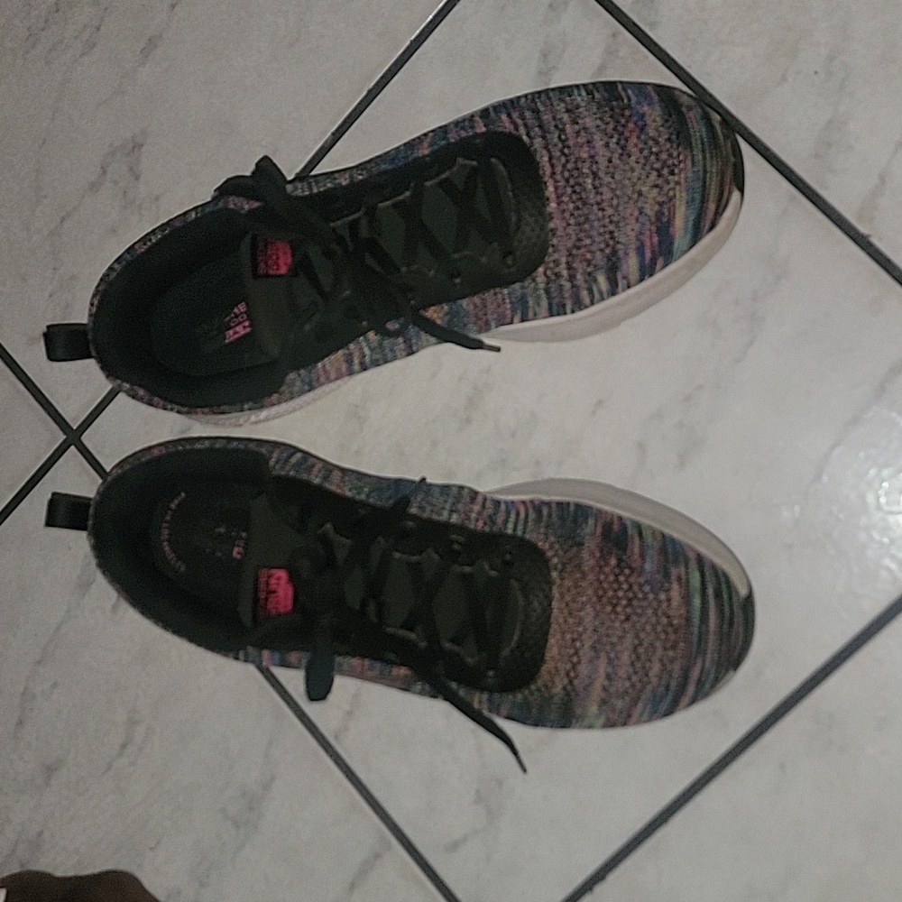 SKECHERS GO RUN ELEVATE